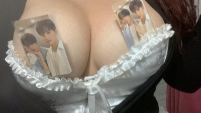                  어느 아이돌팬의 야한 인증샷            